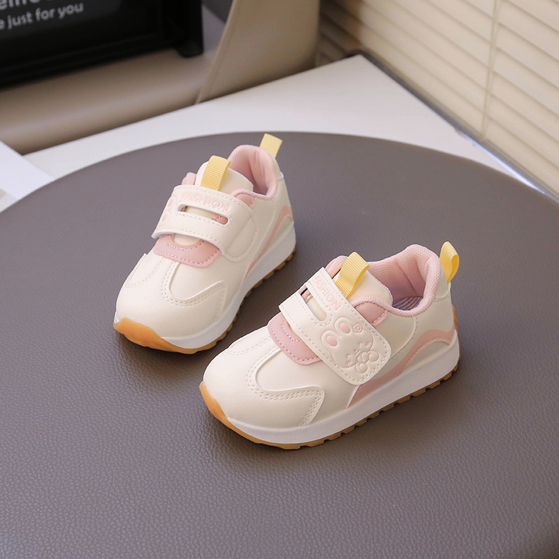 2025 Есенни бебешки обувки с анимационни филми за малки деца, детски модни спортни обувки с велкро, неплъзгащи се, устойчиви на износване, ежедневни обувки