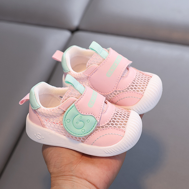 Нови летни дишащи бебешки обувки, мрежести обувки за жени, мрежести обувки с мека подметка за бебета и малки деца, мъжки неплъзгащи се и устойчиви на износване малки бели обувки