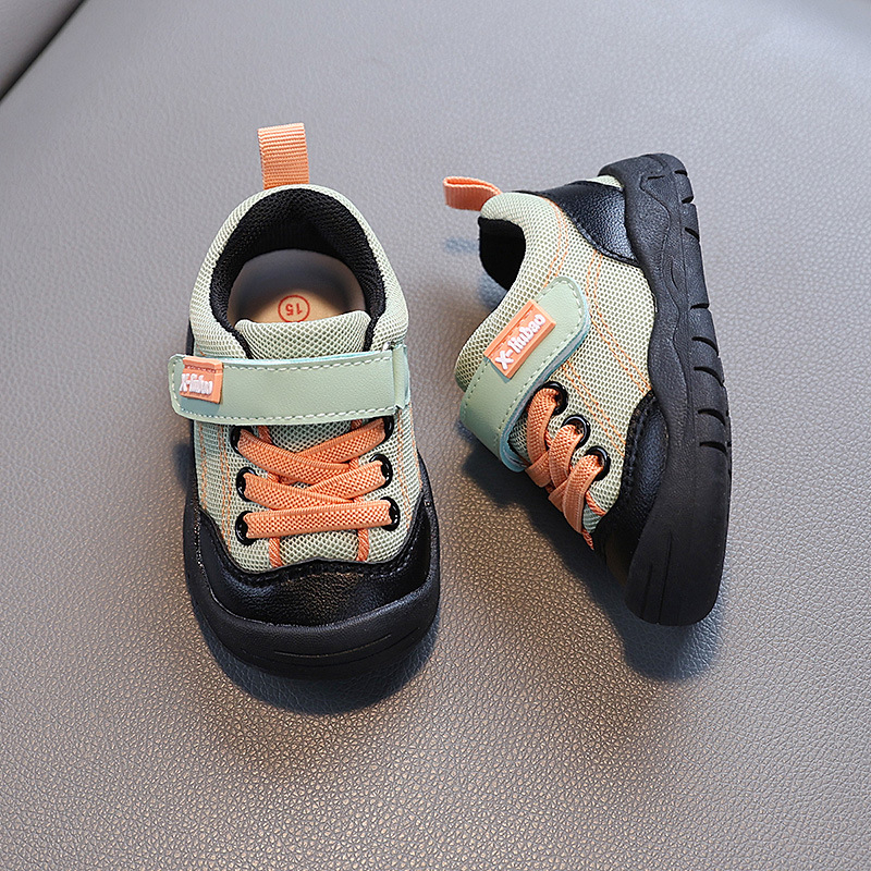 2025. aasta kevad- ja sügistooted, uued Xiaoxiaoxiubao 1-2-aastastele libisemiskindlad beebikingad, meeste ja naiste laste libisemiskindlad pehme põhjaga lõuendikingad