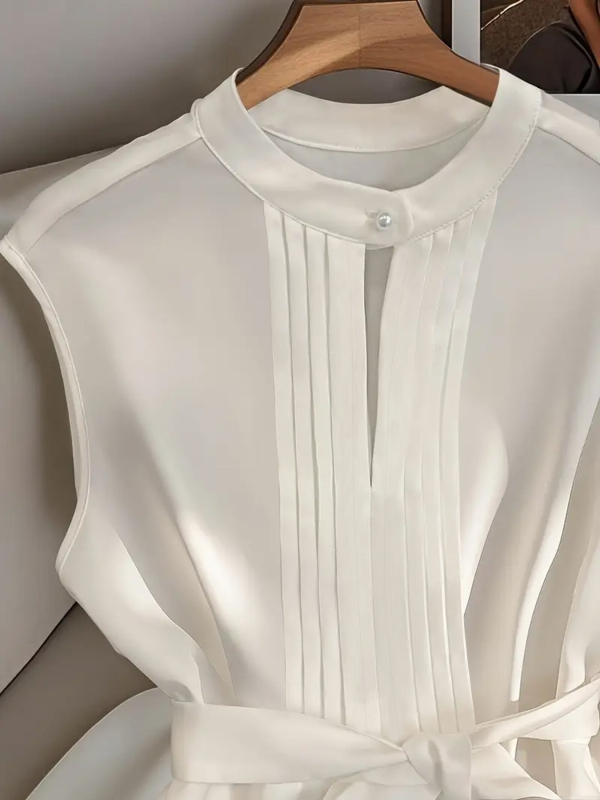 Лятна готова европейска и американска трансгранична дамска независима станция, класическа елегантна чистоцветна плисирана риза без ръкави с колан