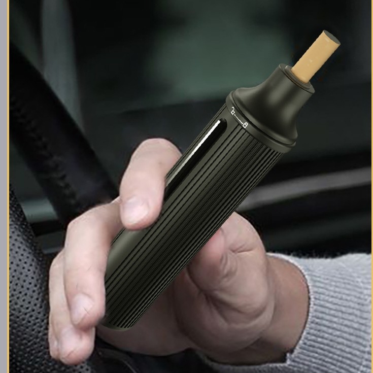 Jauna automašīnas pelnu nesaturoša slinka artefakta pārnēsājama mobilā pelnutrauka, rokas automašīnas pelnutrauks bez bumbas