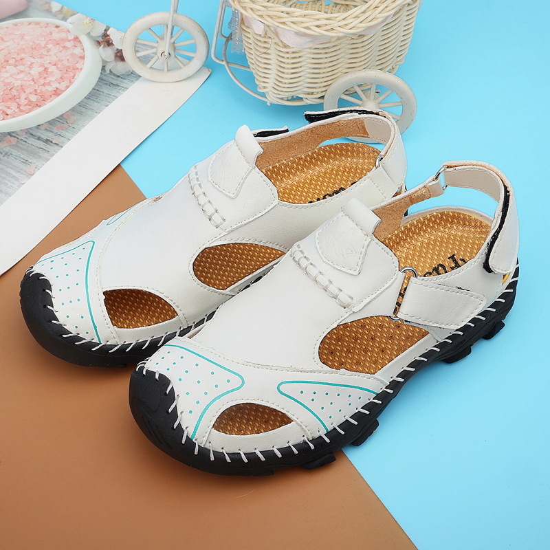 Пролет и лято 2023 Нови детски сандали, модни дишащи детски обувки Baotou, ръчно ушити, неплъзгащи се, модни плажни обувки за деца до средата на деня