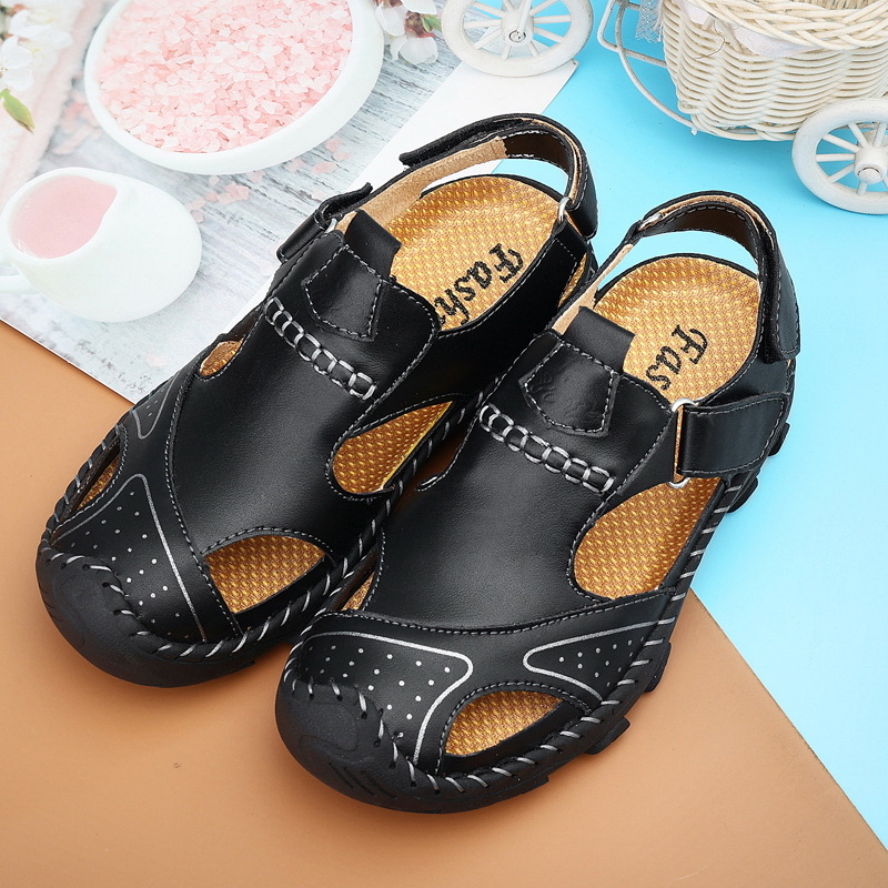 Пролет и лято 2023 Нови детски сандали, модни дишащи детски обувки Baotou, ръчно ушити, неплъзгащи се, модни плажни обувки за деца до средата на деня