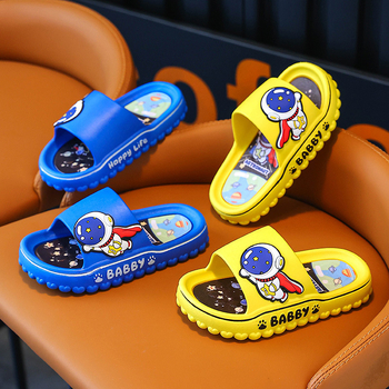 Kosmosemehe laste sussid suvised poiste laste vannituppa libisemiskindlad suured laste tüdrukute beebide lahedad kingad