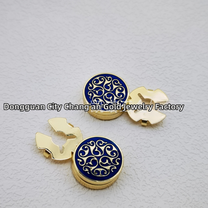 Sąsagų aksesuarai, kūrybingi mėlyno rašto sagos vyrams ir moterims, verslo prancūziški juodos ir baltos spalvos taškeliai, dekoratyvinės sagos, kaklaraiščio segtukas