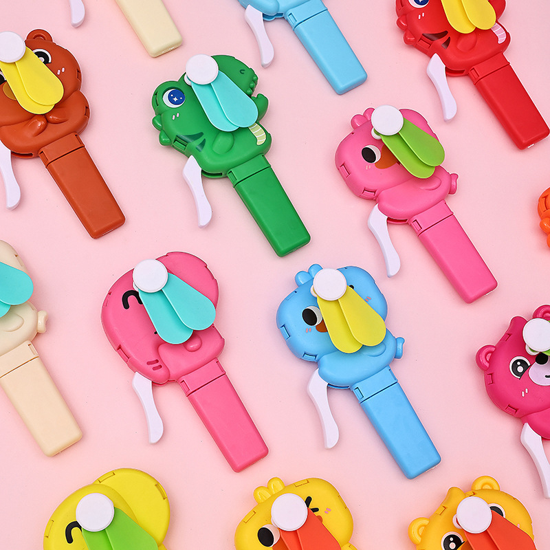 Vasarinis rankinis mažas ventiliatorius animacinis mielas gyvūnas lauko nešiojamas kūrybingas rankomis alkūninis rankinis slėgio ventiliatorius šešios vienos dovanos