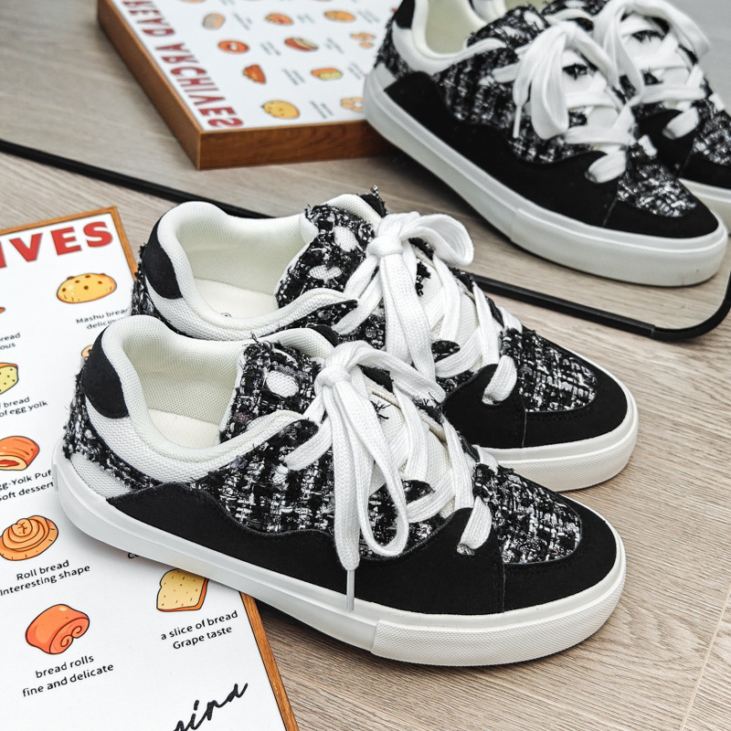 Pavasara jaunumi. Modernas maizes kurpes vīriešiem, melnbaltas, mazas smaržas, audekla kurpes, vīriešu ikdienas skrituļdēļu kurpes vairumtirdzniecībā.