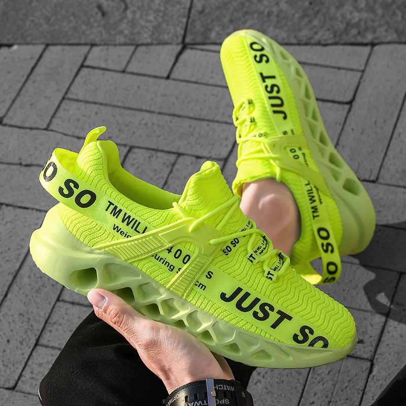 Υπαίθρια μόδα casual παπούτσια 2024 Άνοιξη και Φθινόπωρο Νέα αναπνεύσιμα κορεάτικα παπούτσια mesh για φοιτητές, αθλητικά παπούτσια για ζευγάρια