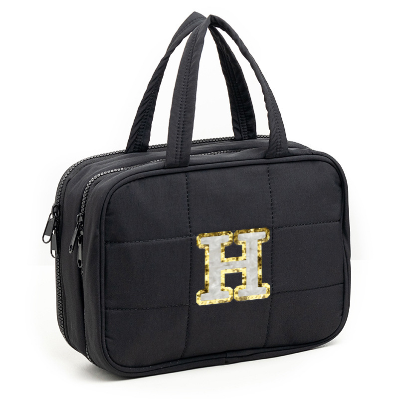 Paruošta kelioninė kosmetinė su papuošalų laikymo krepšiu, pakabinama kosmetinė, pūkuotas kosmetikos krepšys, kelioninis krepšys