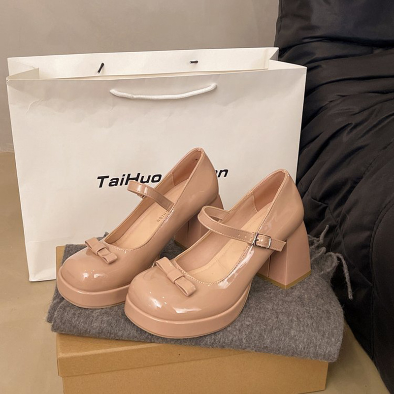 Κόκκινα ρετρό βρετανικού στιλ δερμάτινα παπούτσια με χοντρά ψηλοτάκουνα, γυναικεία ανοιξιάτικα παπούτσια 2025, ασορτί Mary Jane, μονόστρωτα παπούτσια