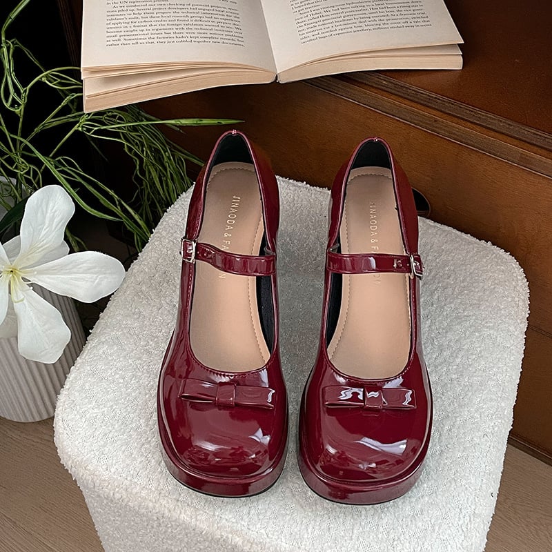 Κόκκινα ρετρό βρετανικού στιλ δερμάτινα παπούτσια με χοντρά ψηλοτάκουνα, γυναικεία ανοιξιάτικα παπούτσια 2025, ασορτί Mary Jane, μονόστρωτα παπούτσια