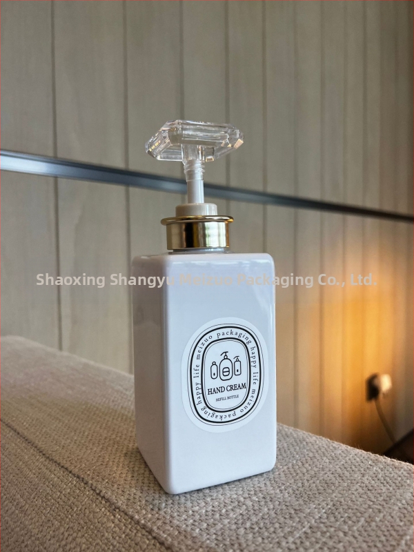 800 ml 1 l uus suure mahutavusega hoiupudel, surutüüpi tühi pudel, majapidamispesupesemisvahend, šampoon ja palsam