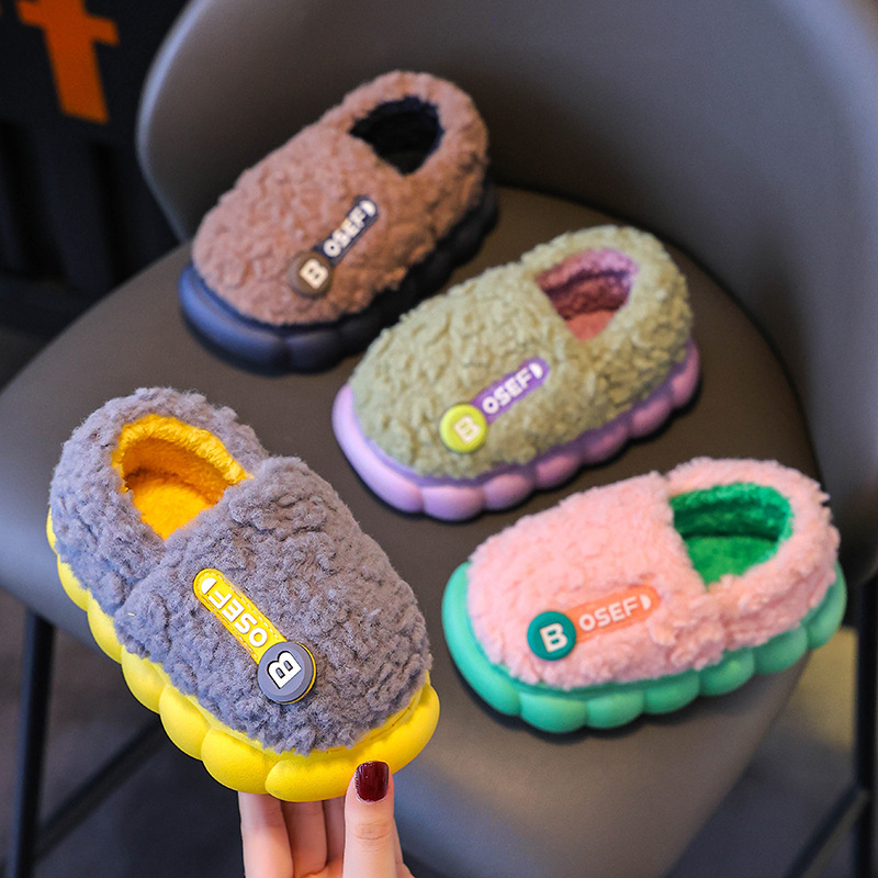 Laste puuvillased sussid poistele kottkontsaga puuvillased kingad talveks uued fliisvoodriga soojad puuvillased sussid poistele siseruumides libisemiskindlad villased sussid