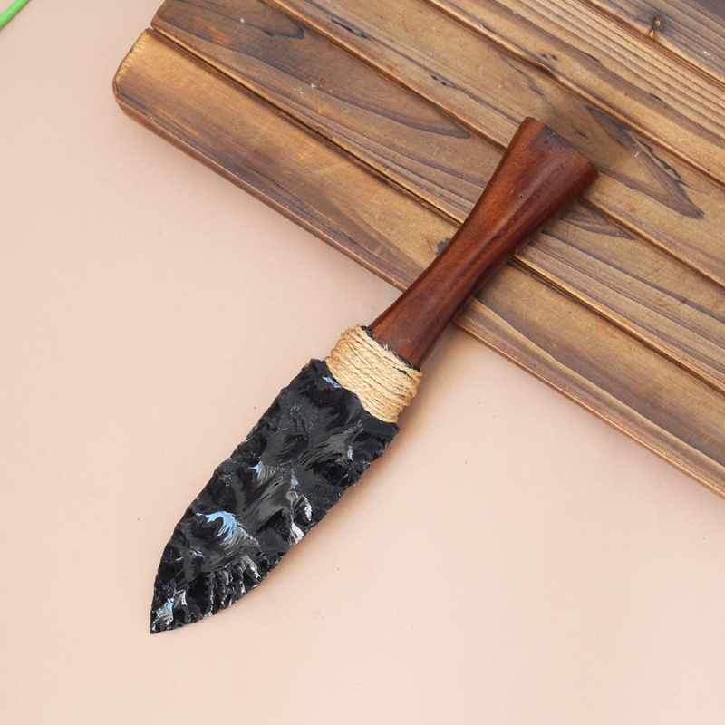 Piiriülene Amazoni kuum müük Natural Obsidian Protein Big Dagger Healing Home Office`i kaunistused