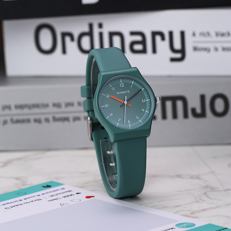 Senmi 2025 лентов часовник, прост, тънък, ежедневен, студентски часовник, прост детски силиконов моден часовник на едро