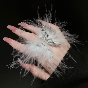 Plunksnų auskarų kabančios auskarai, žiedai, nauji mados, lengvi, prabangūs, nišiniai, aukštos klasės karoliai, drugeliai, kutais puošti auskarai moterims