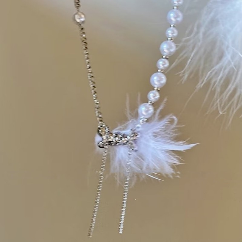 Plunksnų auskarų kabančios auskarai, žiedai, nauji mados, lengvi, prabangūs, nišiniai, aukštos klasės karoliai, drugeliai, kutais puošti auskarai moterims