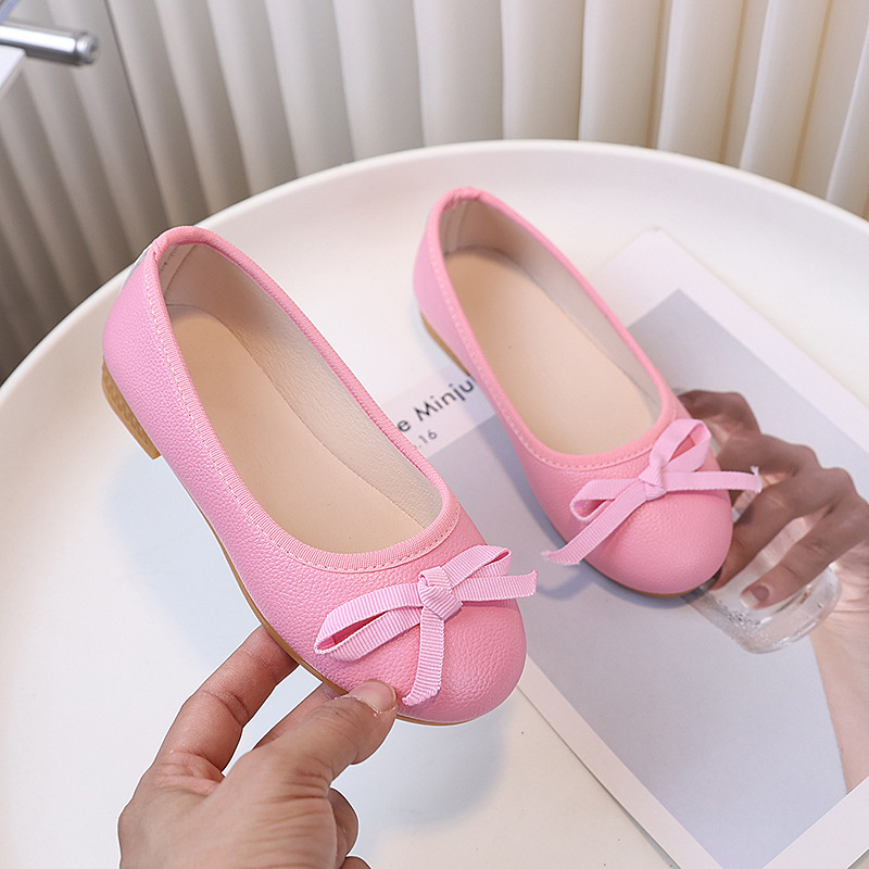 2025. gada pavasara un rudens vienkāršas meiteņu ādas kurpes jaunas bantītes meiteņu mazuļu bērnu kurpes apaļas galvas mīkstas zoles princeses kurpes