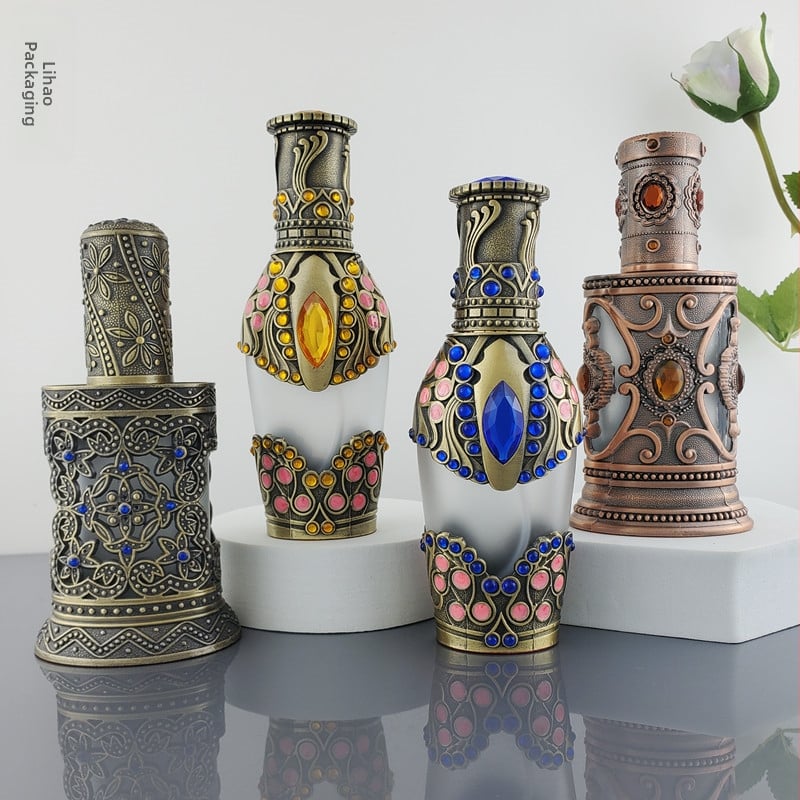 Sticlă de parfum cu pulverizator de mare capacitate, din sticlă retro din metal, divizată, goală, cu ornamente, furnizare transfrontalieră en-gros