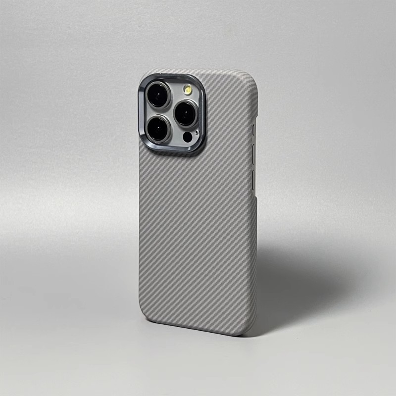 Kevlar supermagnētisks tālruņa maciņš, kas piemērots iPhone 17, oglekļa šķiedras puspakā, Apple 16 Pro Max aizsargmaciņš