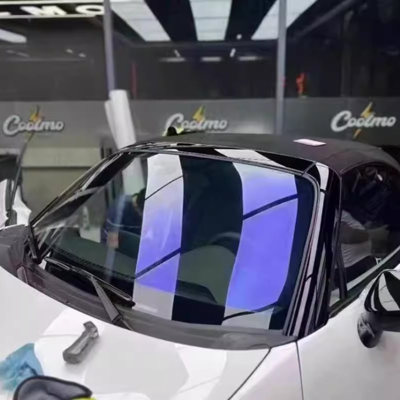 Imperiāli violeta krāsaina automašīnas stikla plēve priekšējā vējstikla saules izolācijas plēve stiklam ar augstu privātumu spoku rožu saules plēve