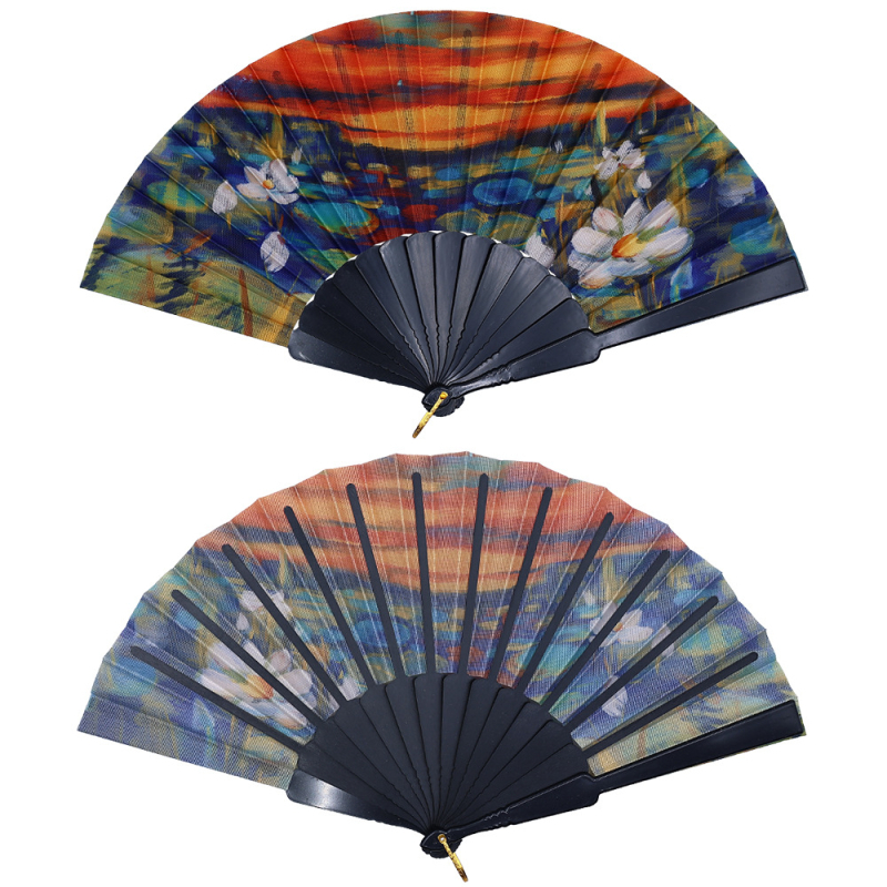 Juanfan Испански копринен плат Лек луксозен дамски сгъваем вентилатор Уличен щанд Търговия на едро Производител Директни продажби Вентилатор от копринен плат в китайски стил