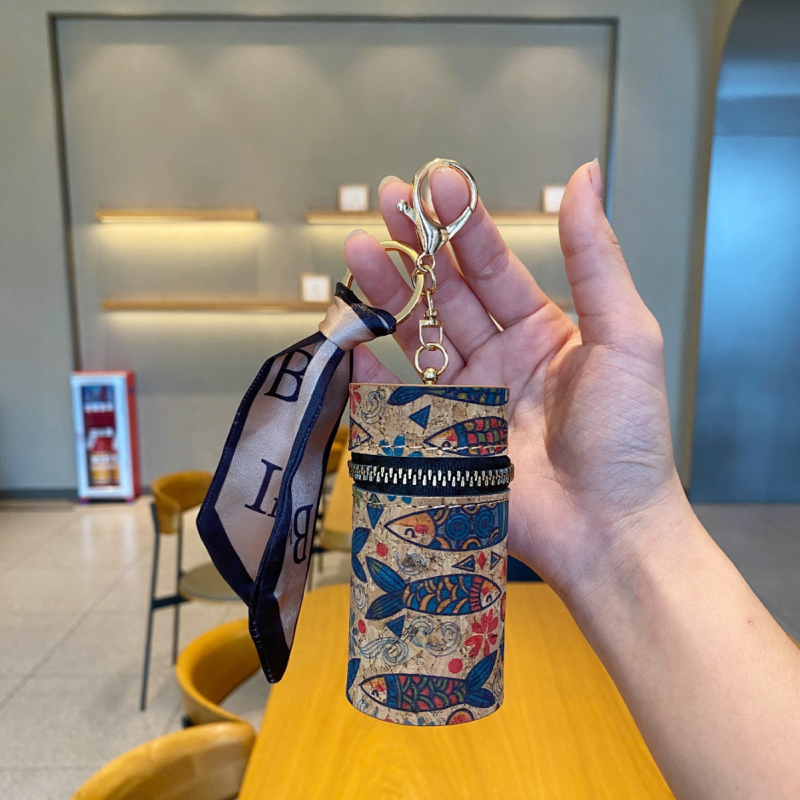 Nauja europietiška ir amerikietiška retro popieriaus medienos grūdų kibiro burna raudonas vokas madingas cilindrinis ausinių lūpų dažų raktų monetų piniginė