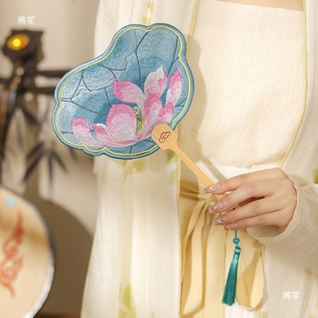 Muistses stiilis tikitud ümmargune lehvik, Cheongsami ja Hani dünastia aksessuaarid, tikitud lehvik, Hiina stiilis tikitud tutiga lehvik, müügiks valmis