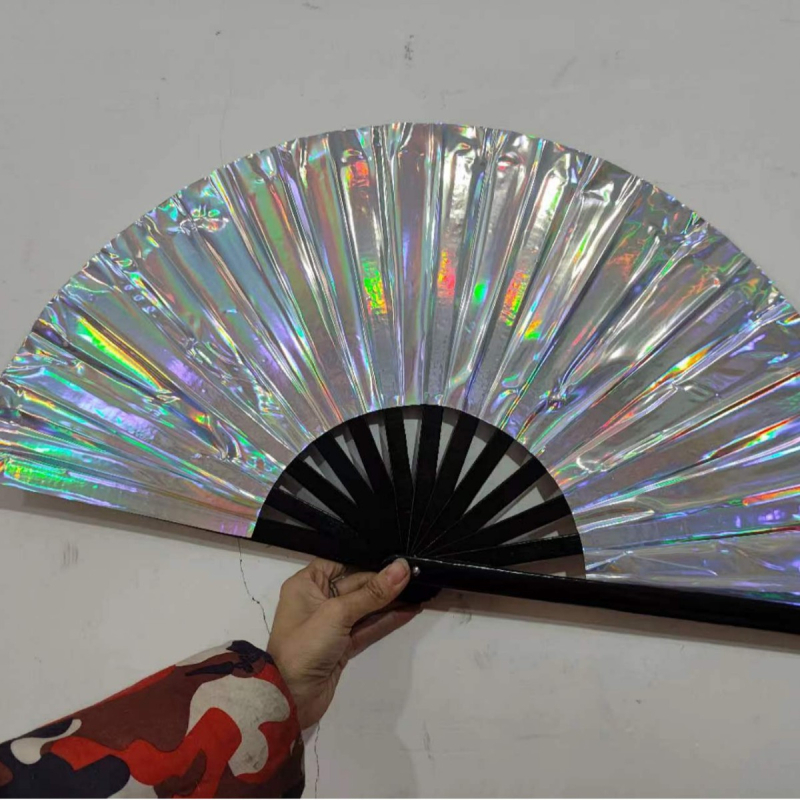 Muusikafestivali kuummüük hõbedase PVC holograafilise helkurkile fännikvaliteediga bambusest luust 33 cm Kung Fu fänn hulgimüügist