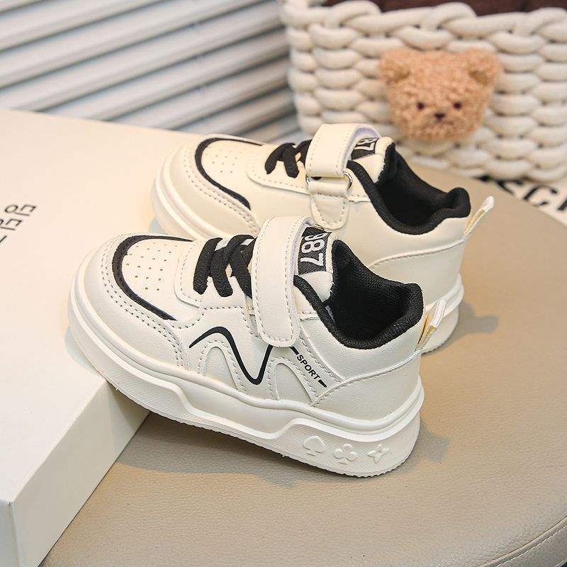 Mergaičių sportbačiai, vaikiški kūdikių bateliai, pavasariniai ir rudens minkšto padu neslystantys vaikiški sportbačiai, nauji berniukiški bateliai