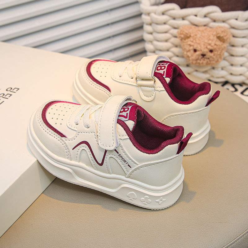 Mergaičių sportbačiai, vaikiški kūdikių bateliai, pavasariniai ir rudens minkšto padu neslystantys vaikiški sportbačiai, nauji berniukiški bateliai