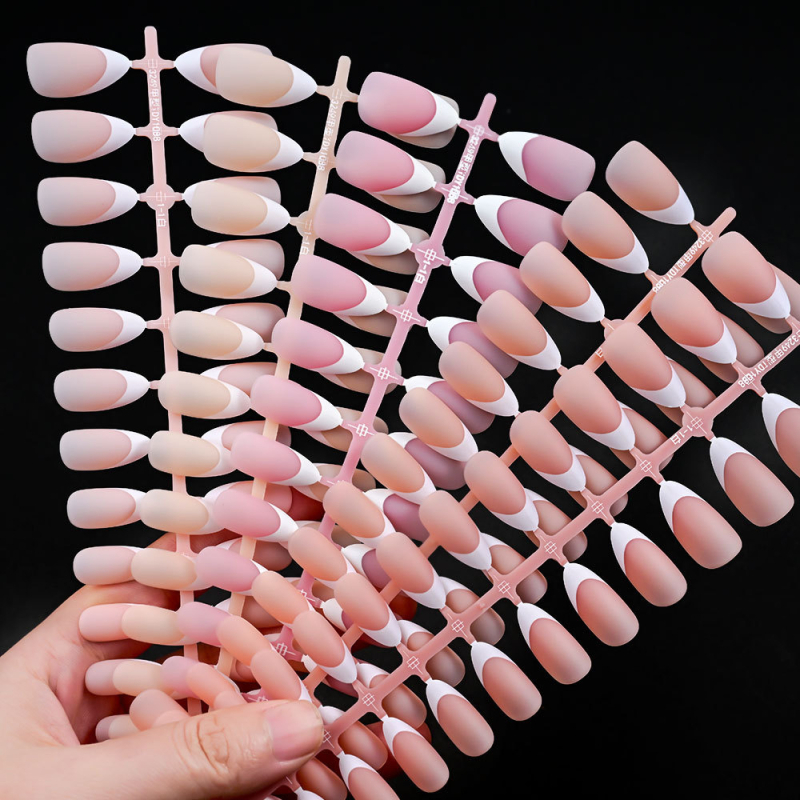 5 spalvų 150 vnt. baltų prancūziškų matinių vandens lašų migdolų nagų, nuogo rožinio atspalvio, kūno spalvos manikiūro detalių, nešiojamų nagų didmeninė prekyba