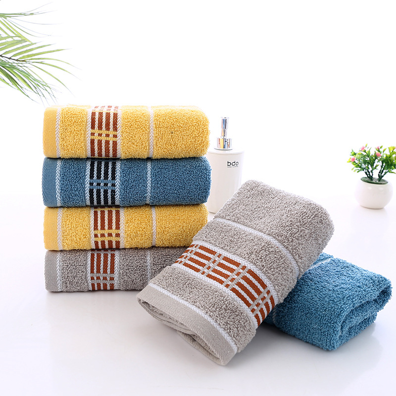 „Sanhao Sandui“ rankšluosčių gamyklos didmeninė prekyba silpnai susuktais medvilniniais, tamsiais, storais, minkštais, sugeriančiais rankšluosčiais suaugusiems, kasdieniams namų apyvokos reikmenims.