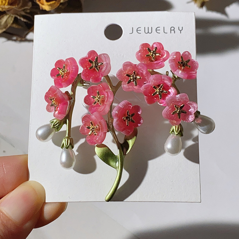 Taimeehted roosa lillega unustamatu pross etnilises stiilis loominguline cheongsam-korsettnõel armastaja kingitus