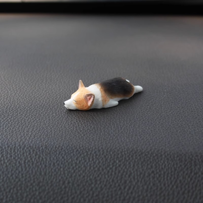 Tasuta saatmine autole, autotarvikutele, kaunistustele, keskkonsoolile, dekompressioonikaunistustele, ekraanile, interjöörile, koerale, mini-Koji autole