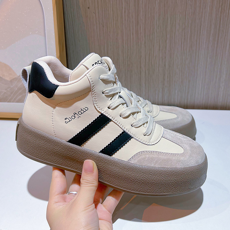 Valódi bőr erkölcsös edzőcipők 2025 őszi új tornacipők vastag talpú lapos cipők sport fehér cipők női Forrest Gump cipők hétköznapi női cipők