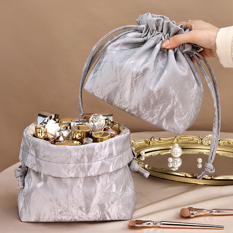 Uus kosmeetikakott Lazy Quicksand Ins stiilis, suure mahutavusega, prantsusepärane, väärtuslik, klassikaline kaasaskantav hoiukott, traksidega