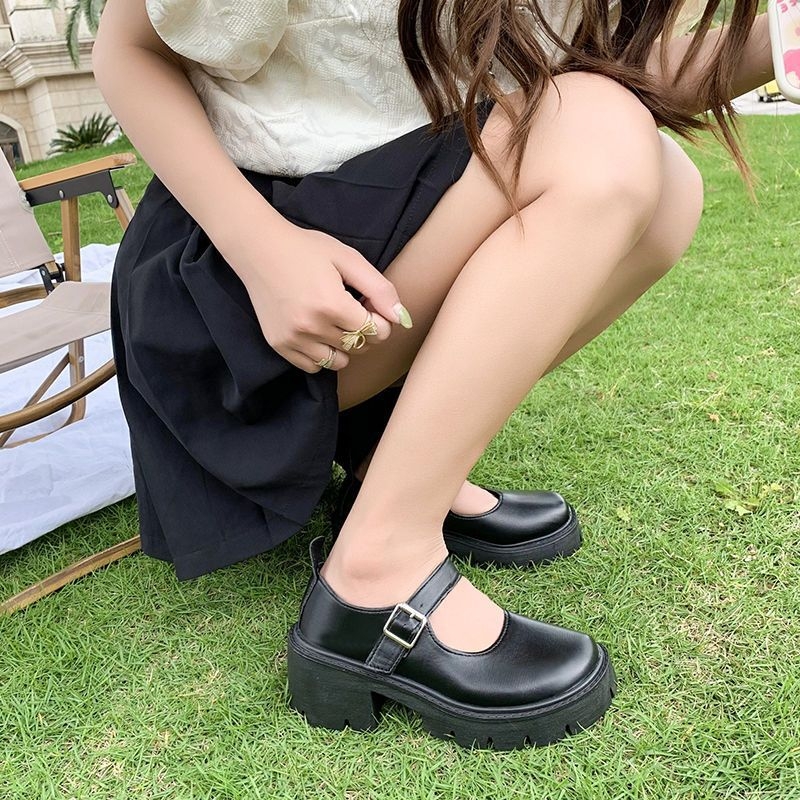 Batai moterims 2024 m. nauji retro stiliaus stambiakulniai vieno sluoksnio batai pavasario ir vasaros japoniški minkšti mergaitiški lolita britiško stiliaus maži odiniai batai