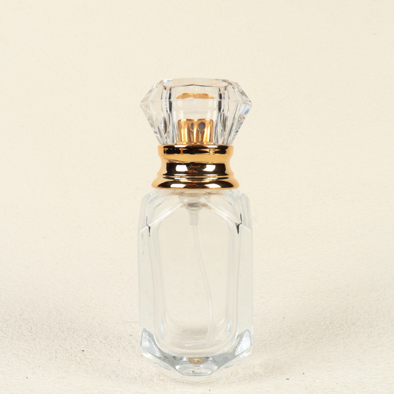 30 ml värviline gradientklaasist parfüümipudeli pihustuspudel kruviklaasist tühi pudel laos hulgimüügis