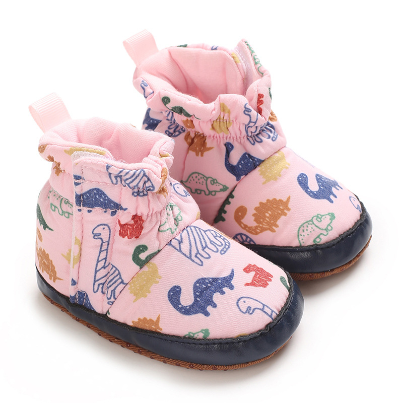 Uued vabaaja moe sügis- ja talvekingad 0-1-aastastele beebipoistele ja -tüdrukutele, multifilmilaadsed lumesaapad pehmete riidest taldadega väikelapse kingad