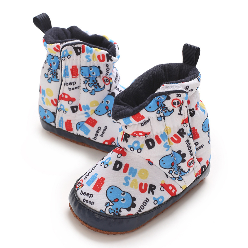 Uued vabaaja moe sügis- ja talvekingad 0-1-aastastele beebipoistele ja -tüdrukutele, multifilmilaadsed lumesaapad pehmete riidest taldadega väikelapse kingad