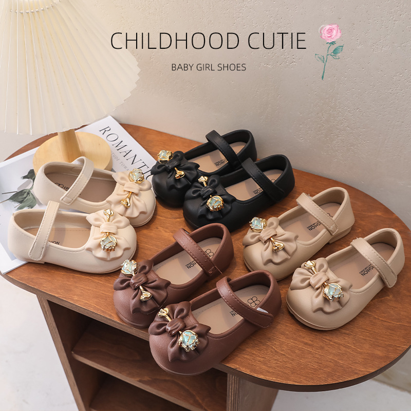 Bērnu pupiņu formas apavi meitenēm 2025. gada pavasara un rudens modeļiem, jauni, neslīdoši, mīksti, apakšā esoši mazuļu princeses apavi, moderni, personalizēti ārzemju stilā