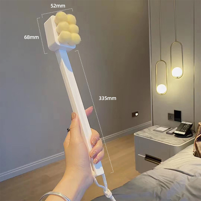 Vannihari kassiküünisega pehmete karvadega pika käepidemega vannihari meestele ja naistele naha hõõrumiseks muda vannirätikuga kehahari seljale