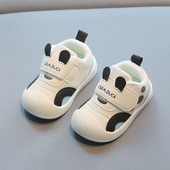 0-1-3-aastased hingavad imikute kingad tüdrukutele astmelised kingad kevadele lastele beebi libisemisvastased uued kevad- ja sügisjalatsid pehmed tallad