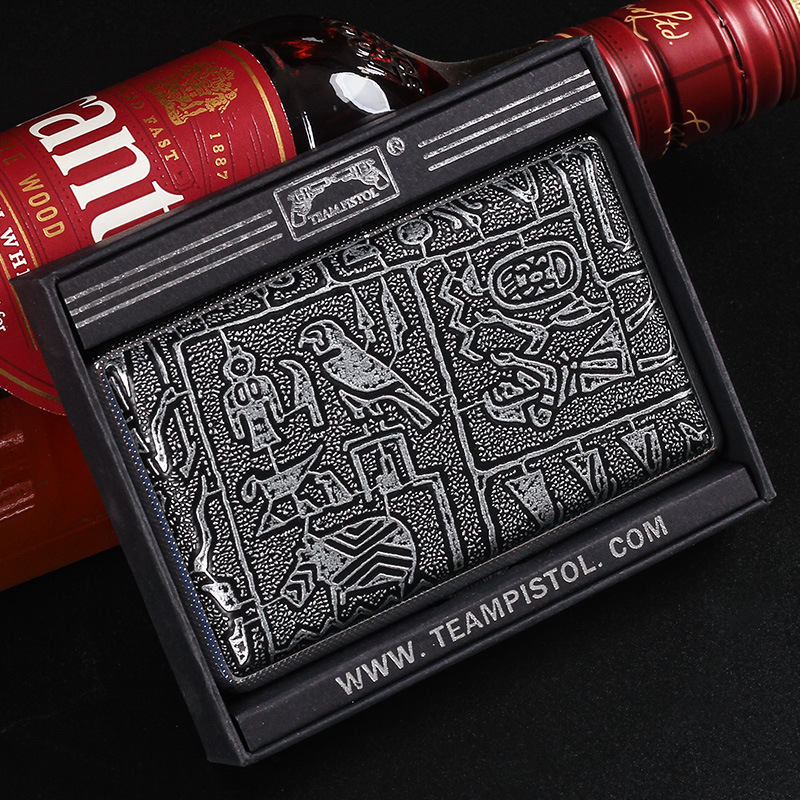 Kahekordne püstoliga sigaretiümbris, õhuke kaasaskantav 20 pakki pikk isikupärastatud nahast meeste ja naiste peene sigaretisuitsu loominguline sigaretiümbris