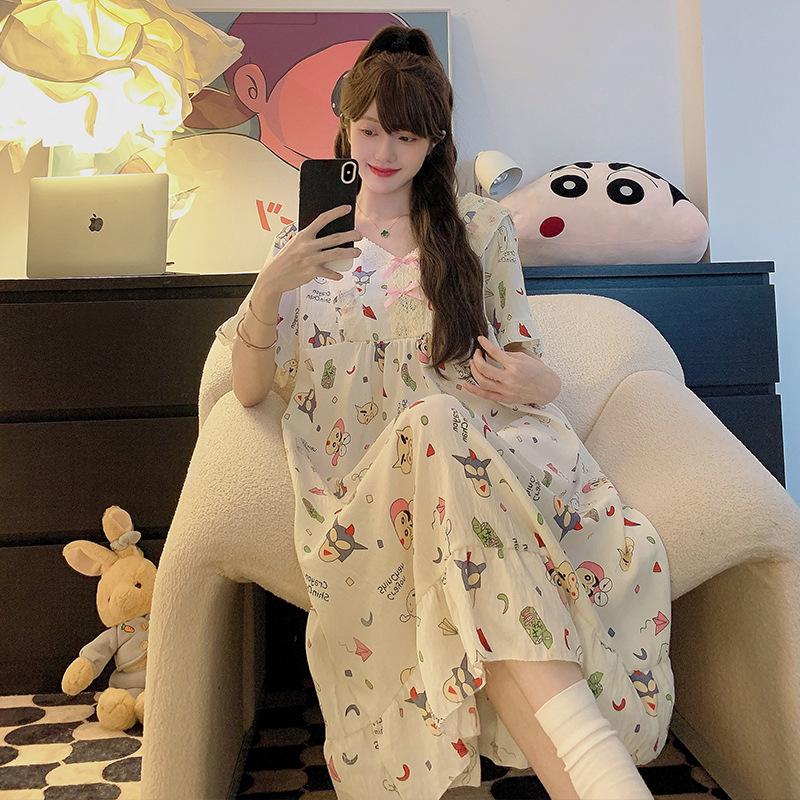 Piiriülene hulgimüük armsate tüdrukute pidžaamad, öösärgid, lahtised ja mugavad koduriided, eriti suured 125 kg, sobivad kandmiseks ka õues.