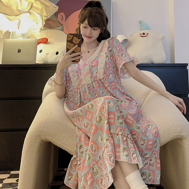 Piiriülene hulgimüük armsate tüdrukute pidžaamad, öösärgid, lahtised ja mugavad koduriided, eriti suured 125 kg, sobivad kandmiseks ka õues.