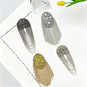 Käsitsi valmistatud helmestega Briti vintage punk stiilis metallist tutiga õlapaelad, korsaažiga rõivaste kaunistused, isetegemise aksessuaarid