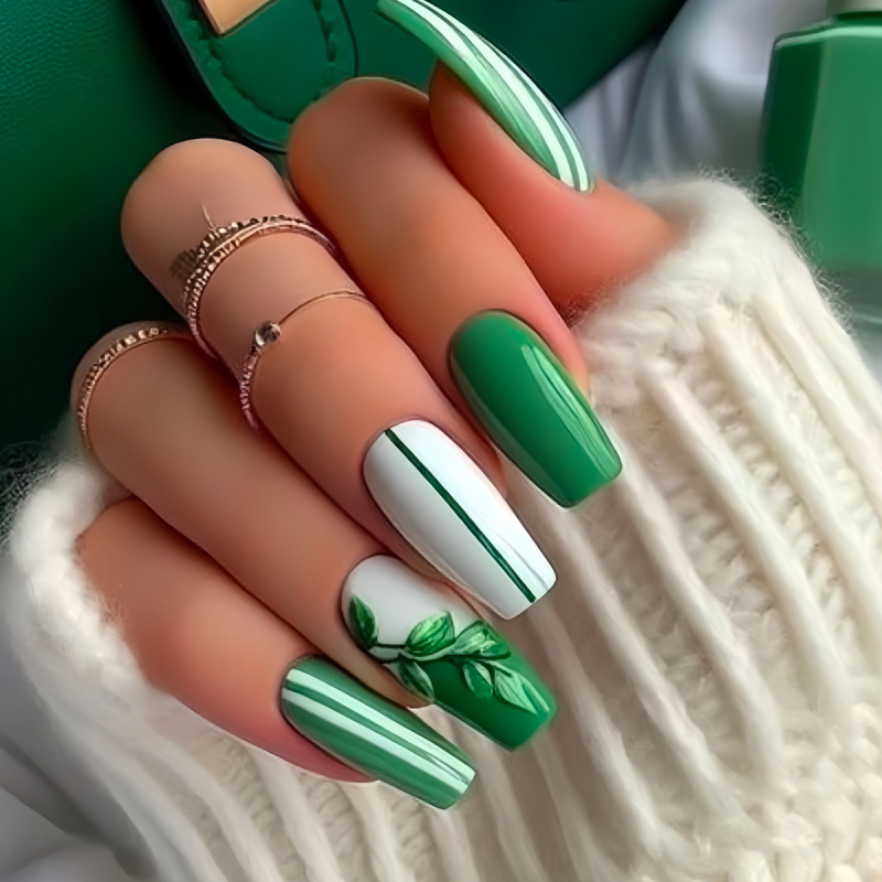 Piiriüleselt müüdavad balletitüüpi kunstküüned keskmise pikkusega taimse lillemustriga kantavad küüned eemaldatavad valmistoodete hulgimüük