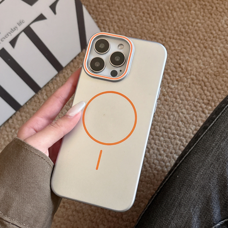 Мек и ултратънък калъф за телефон, подходящ за iPhone 17, магнитно затягане за Apple 15, матов фин кръгъл калъф за Promsx 16, нов